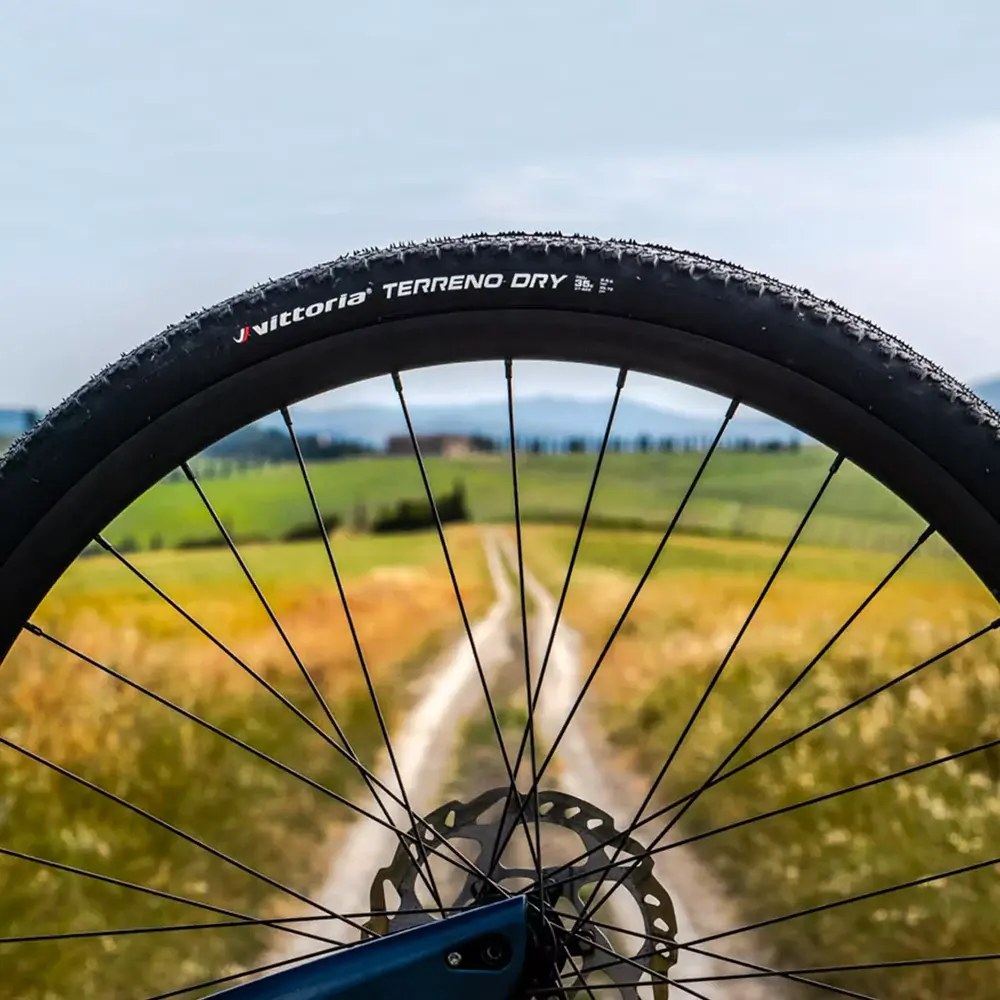 terreno-dry-gravel-adventure-fold-3.webp